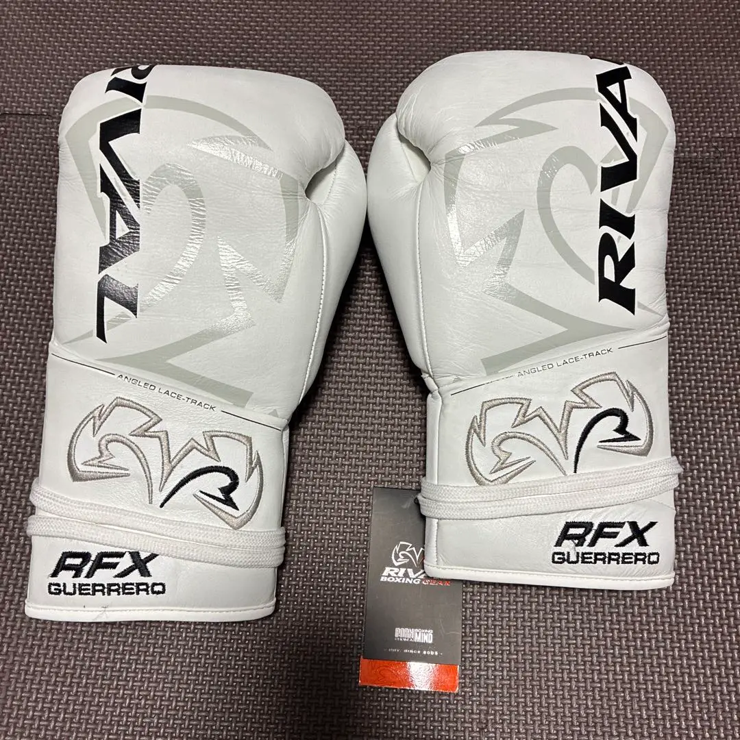 2026年最新】RIVA ボクシンググローブの人気アイテム - メルカリ