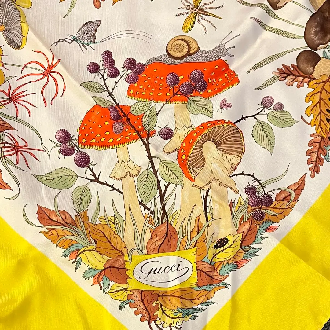2026年最新】グッチ スカーフ きのこの人気アイテム - メルカリ