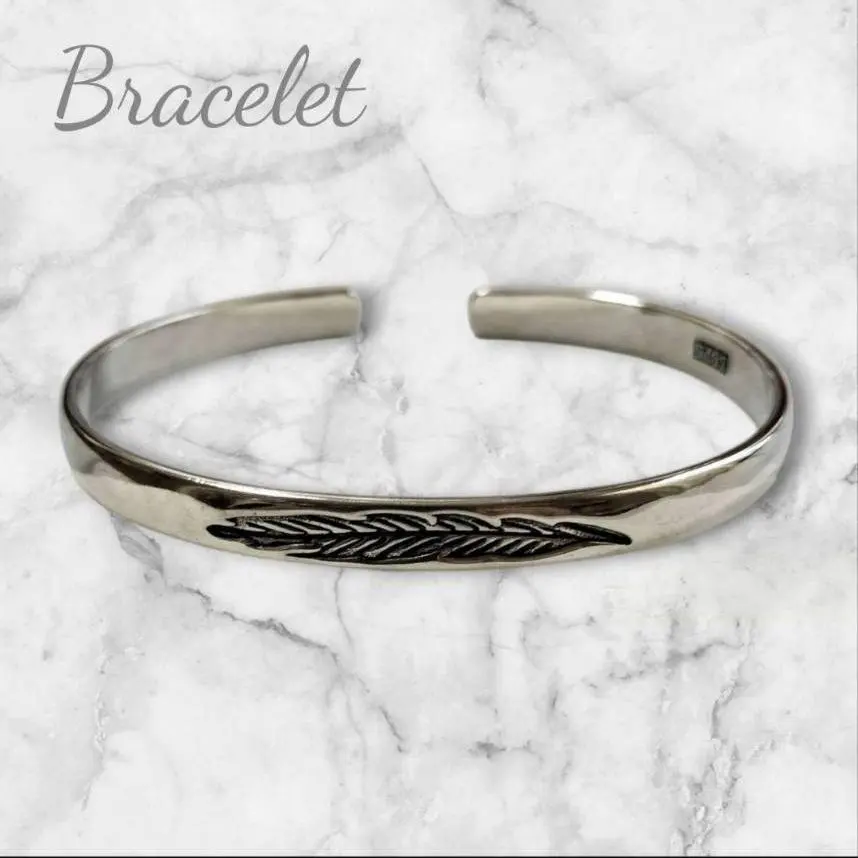 2026年最新】native spirit バングルの人気アイテム - メルカリ