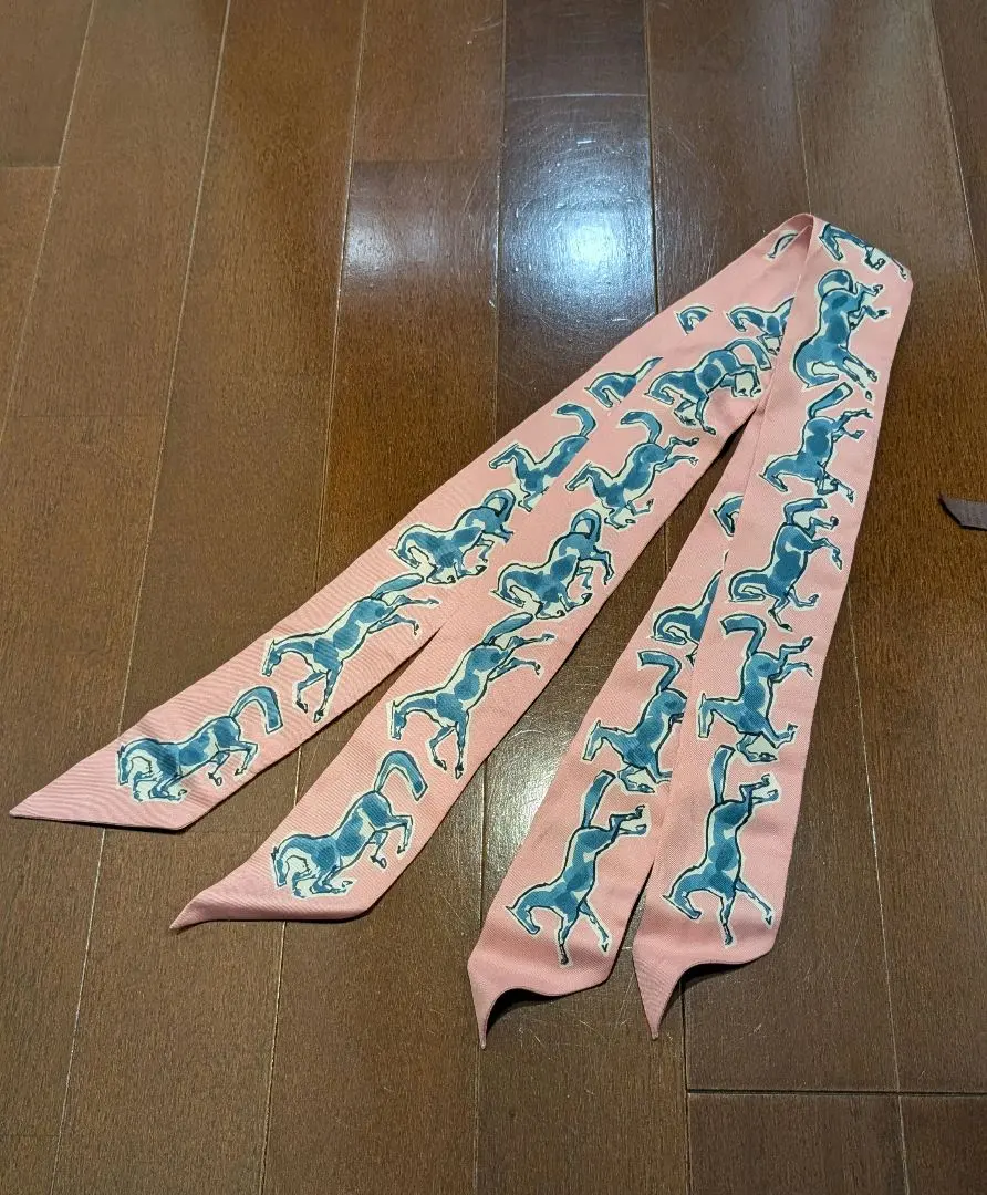 2026年最新】エルメス ツイリー 自由の馬の人気アイテム - メルカリ