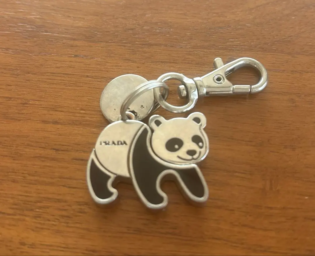 2026年最新】プラダ PRADA パンダの人気アイテム - メルカリ