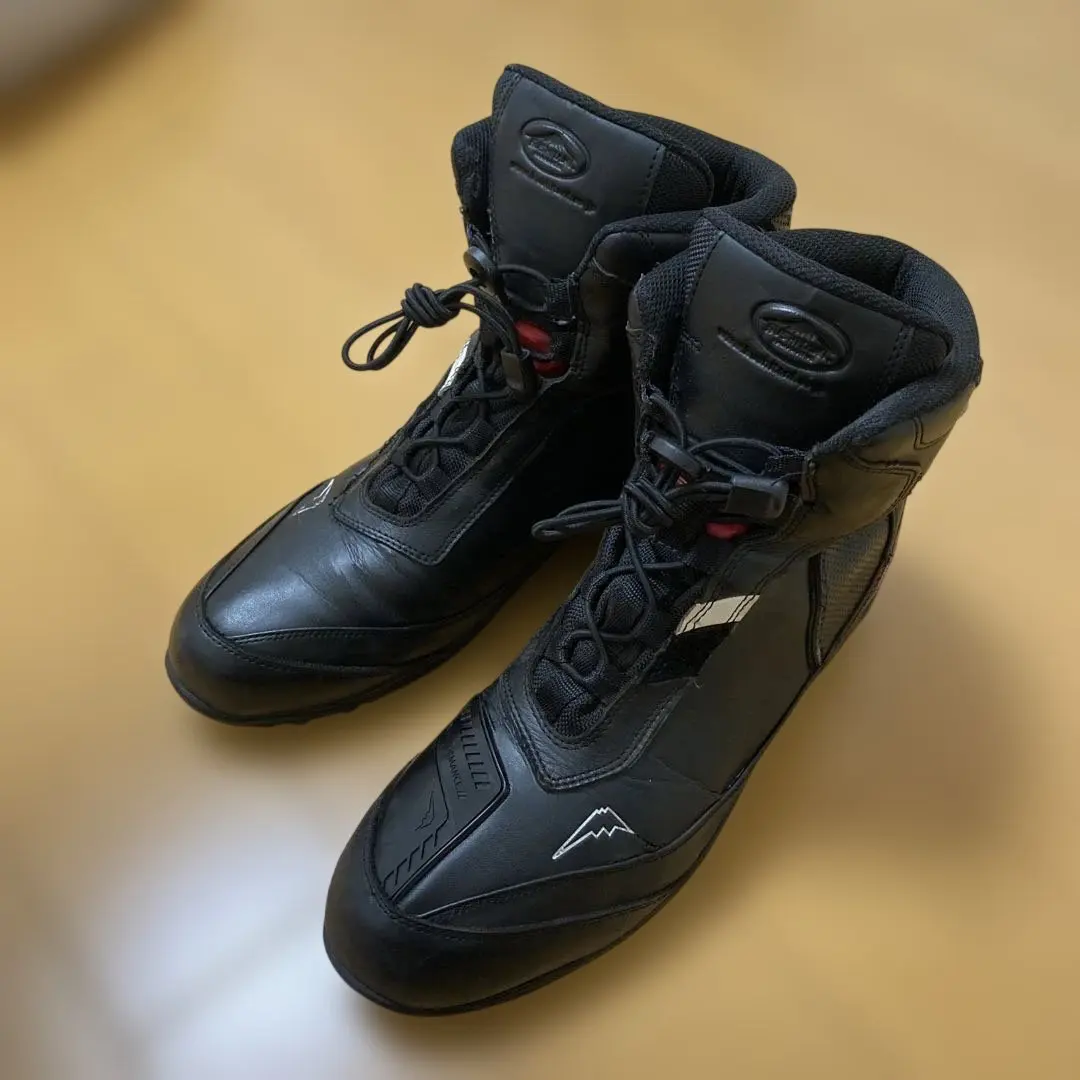 2026年最新】Kushitani アドーネシューズの人気アイテム - メルカリ