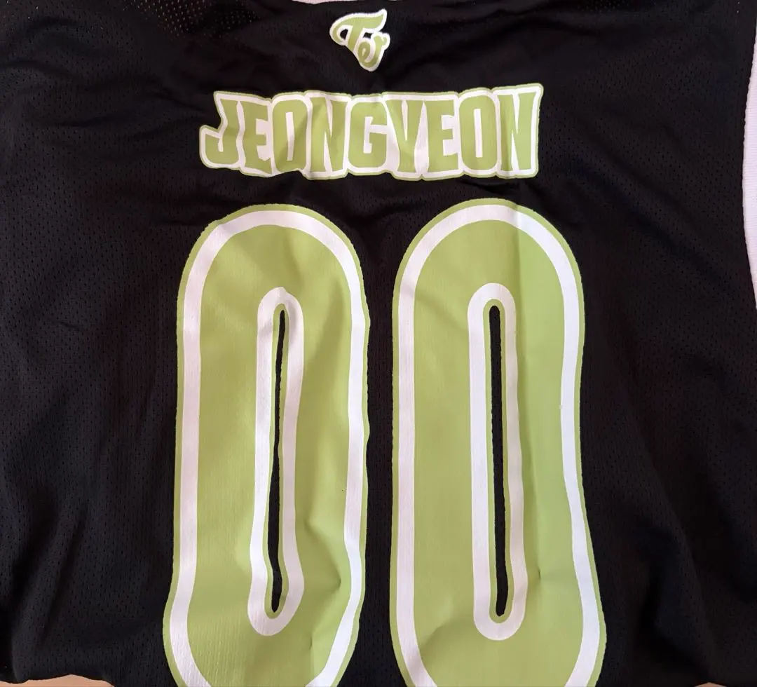 2026年最新】TWICE ジョンヨン ユニフォームの人気アイテム - メルカリ