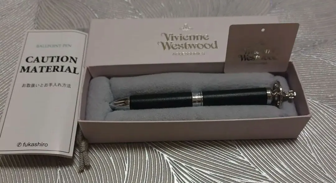 2026年最新】Vivienne Westwood 筆記具の人気アイテム - メルカリ