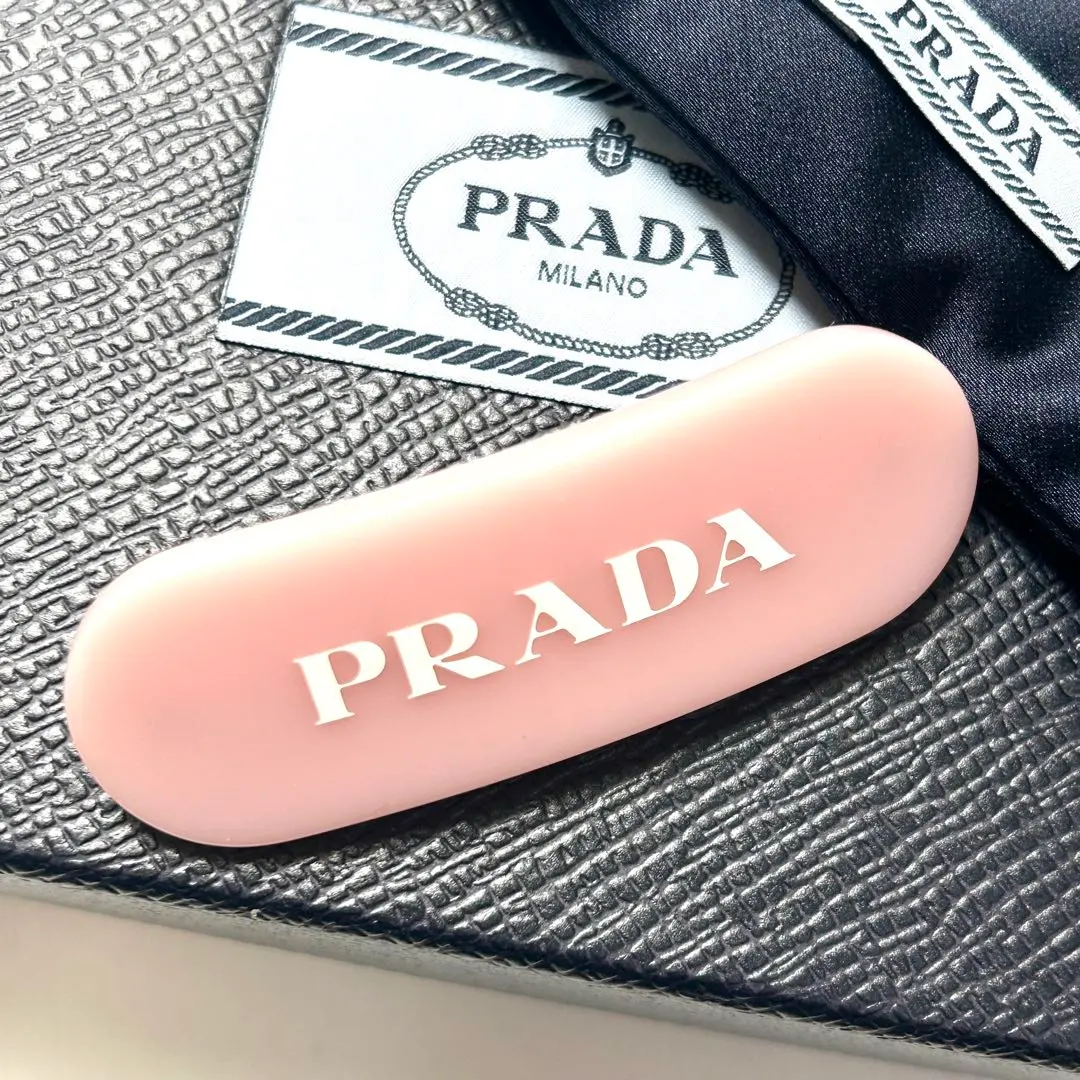 2026年最新】prada ヘアアクセサリー ピンクの人気アイテム - メルカリ