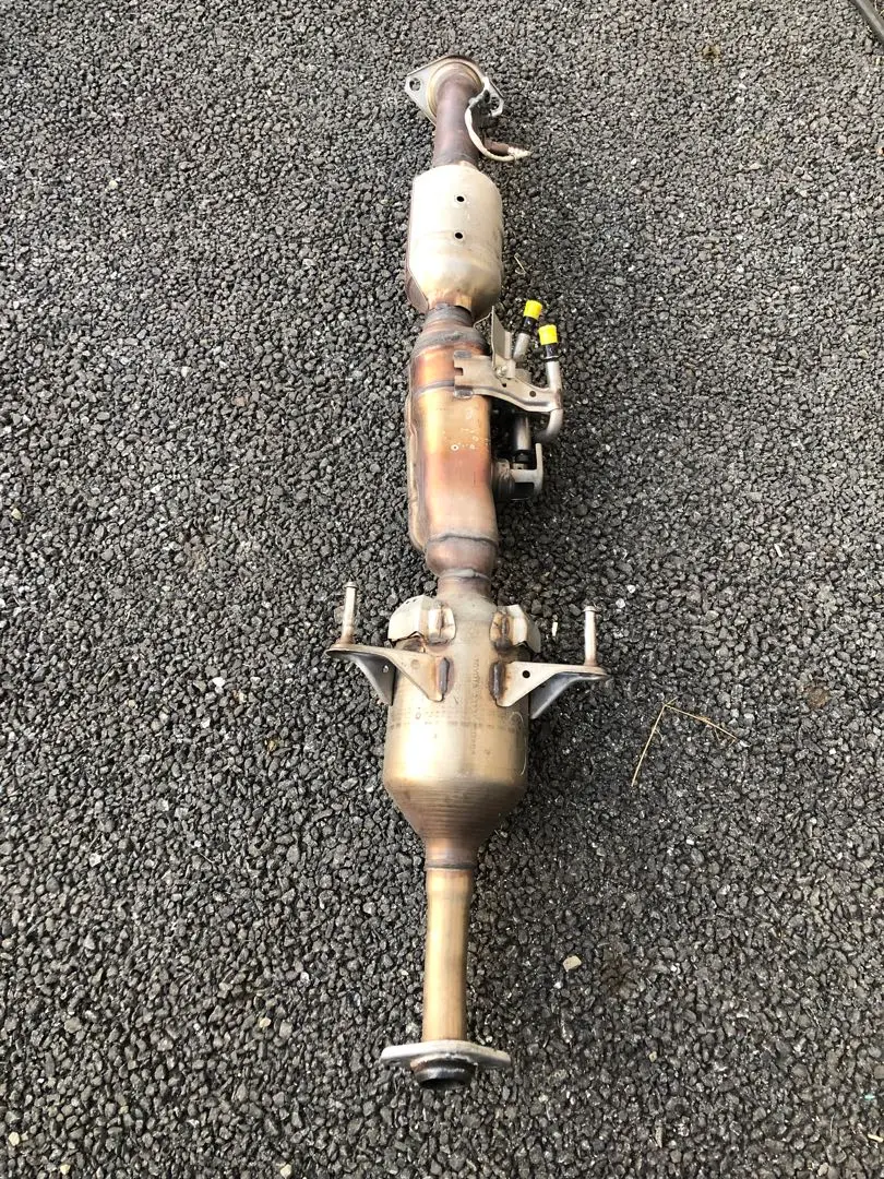 2026年最新】触媒 プリウスの人気アイテム - メルカリ