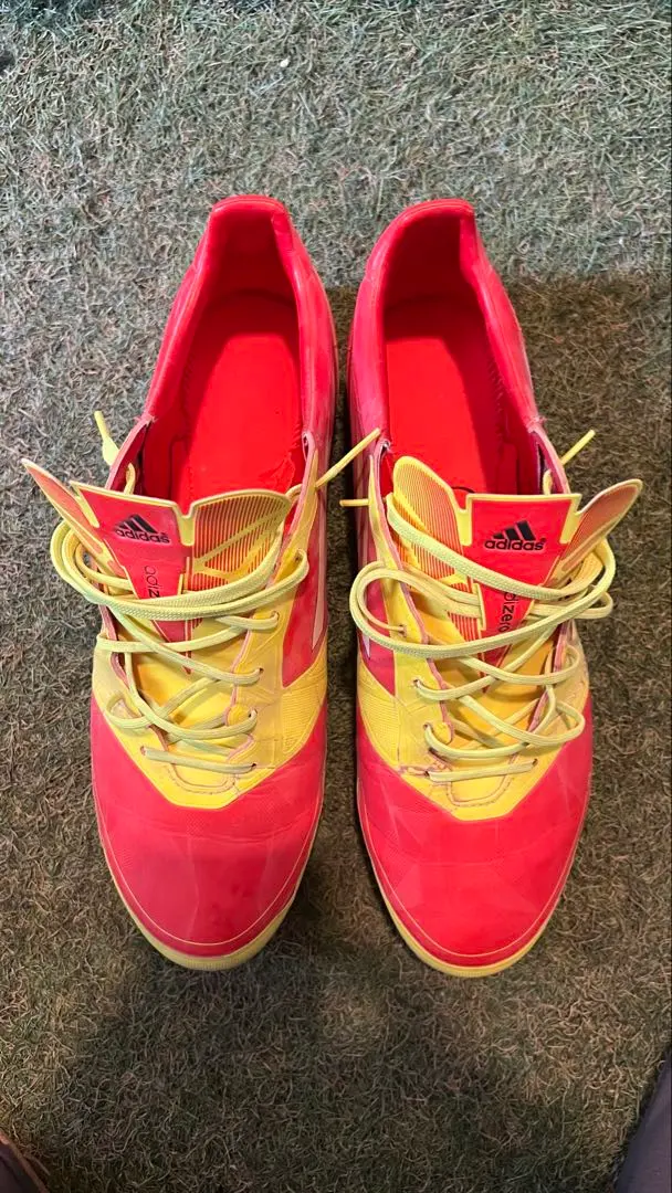 2026年最新】アディゼロf50 24.5の人気アイテム - メルカリ