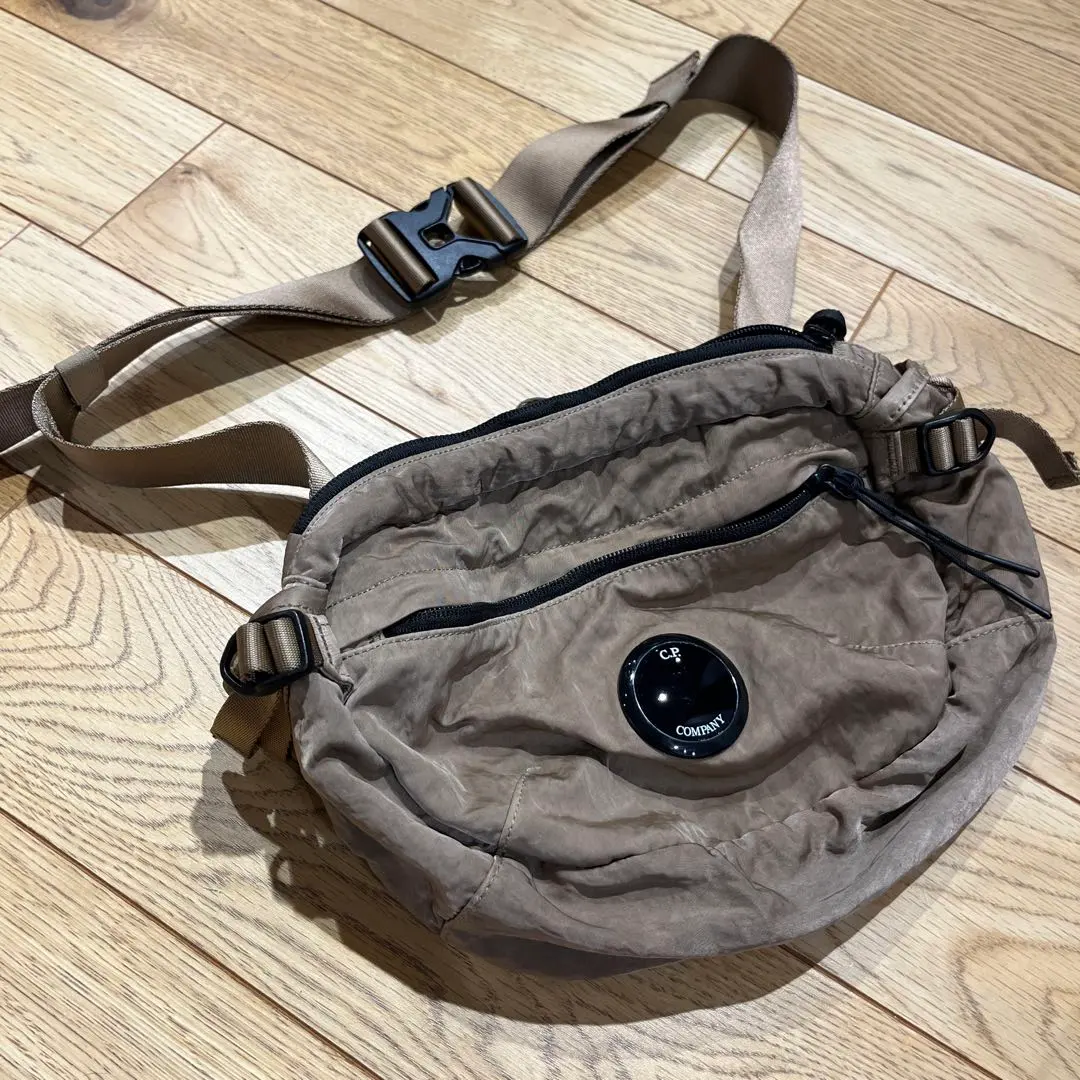 2026年最新】C.P. Company ボディバッグ・ウエストポーチの人気