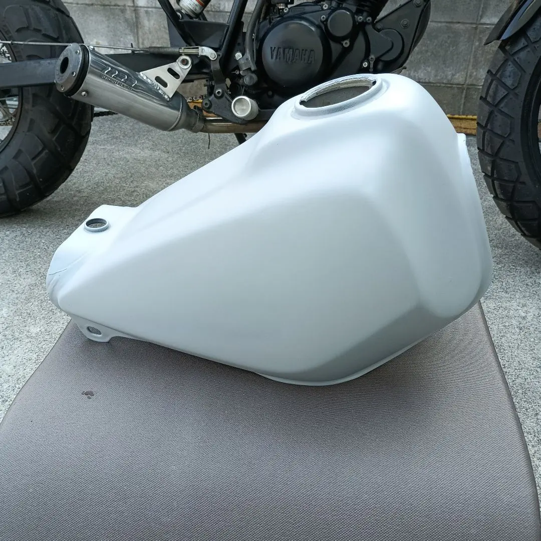 2026年最新】tw200 タンクの人気アイテム - メルカリ