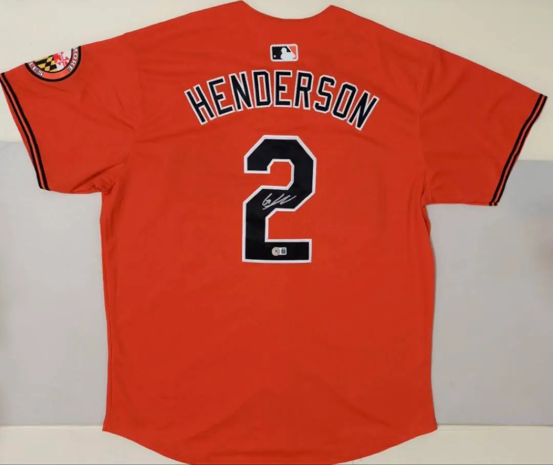 2026年最新】ヘンダーソン ユニフォームの人気アイテム - メルカリ