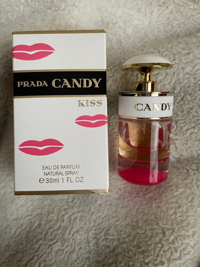 2026年最新】prada candy kissの人気アイテム - メルカリ