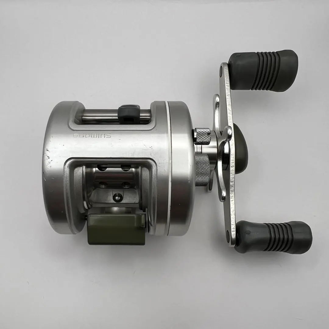 2026年最新】シマノ 12カルカッタ200の人気アイテム - メルカリ