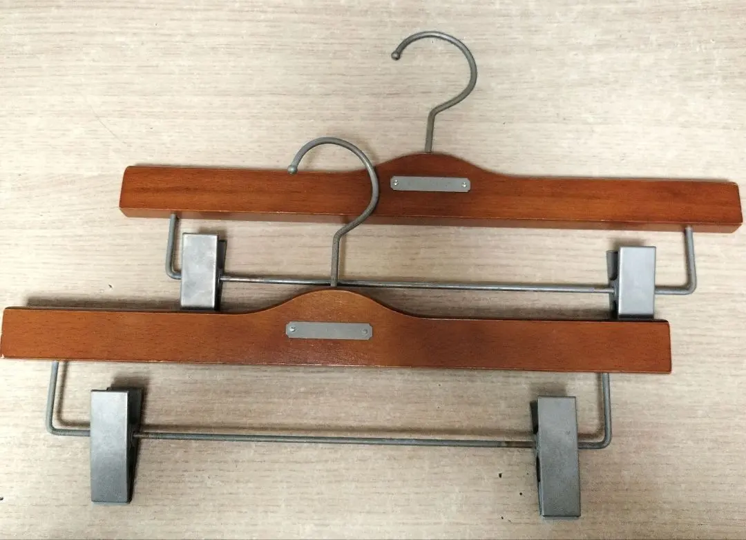 2026年最新】BURBERRY 衣類ハンガーの人気アイテム - メルカリ