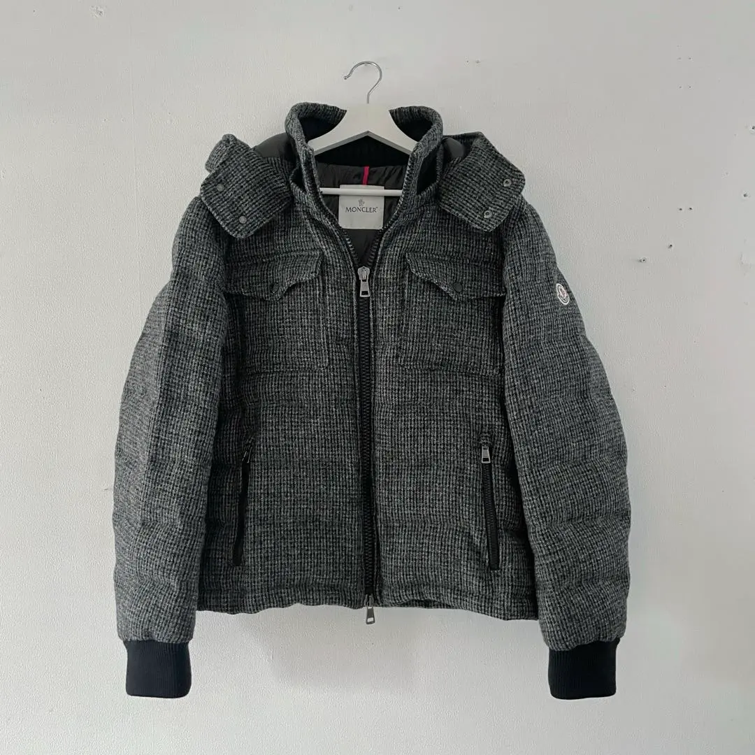 2026年最新】モンクレール フロリアンの人気アイテム - メルカリ