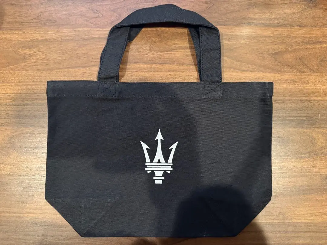 2026年最新】Maserati トートバッグの人気アイテム - メルカリ