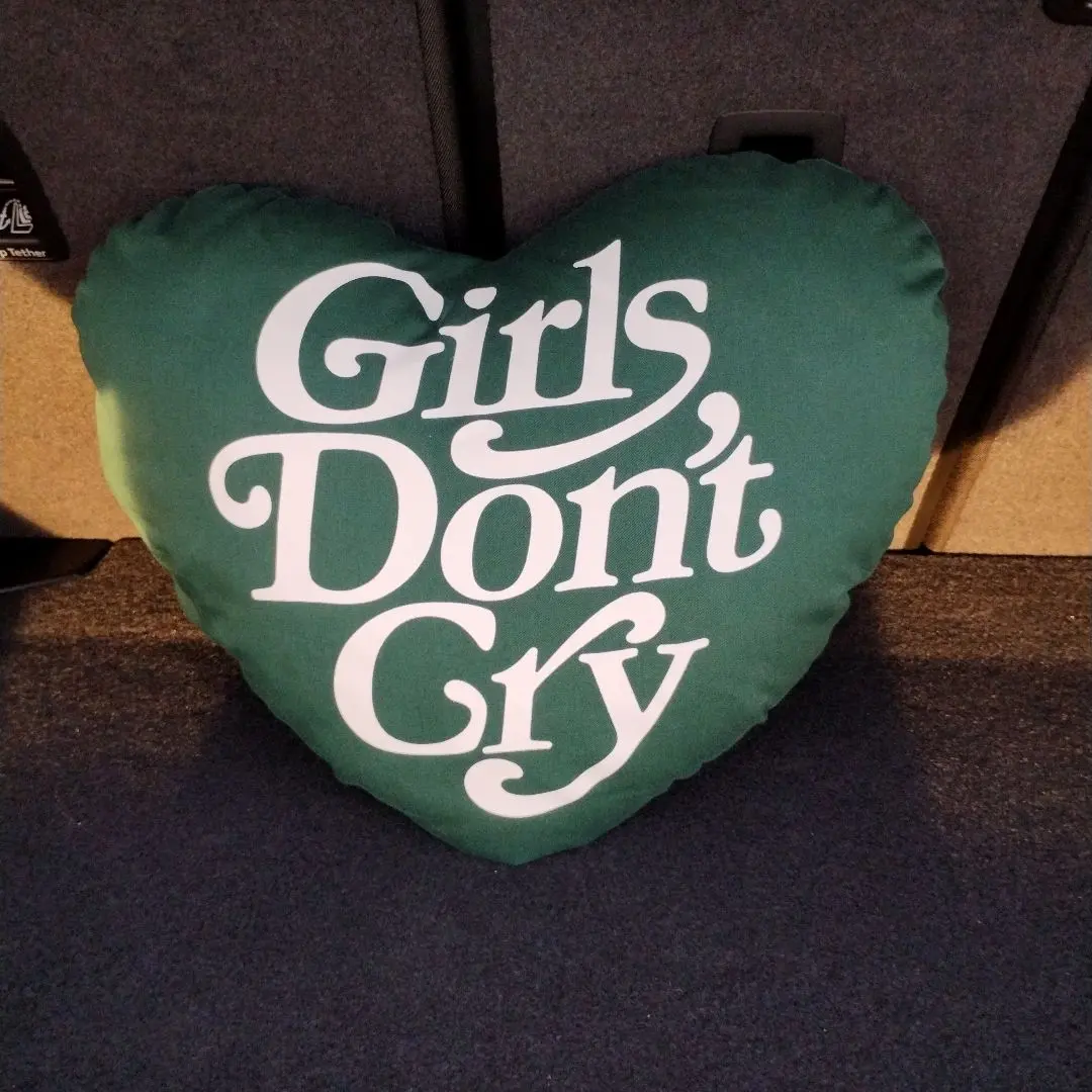 2026年最新】ガールズドントクライ クッションの人気アイテム - メルカリ