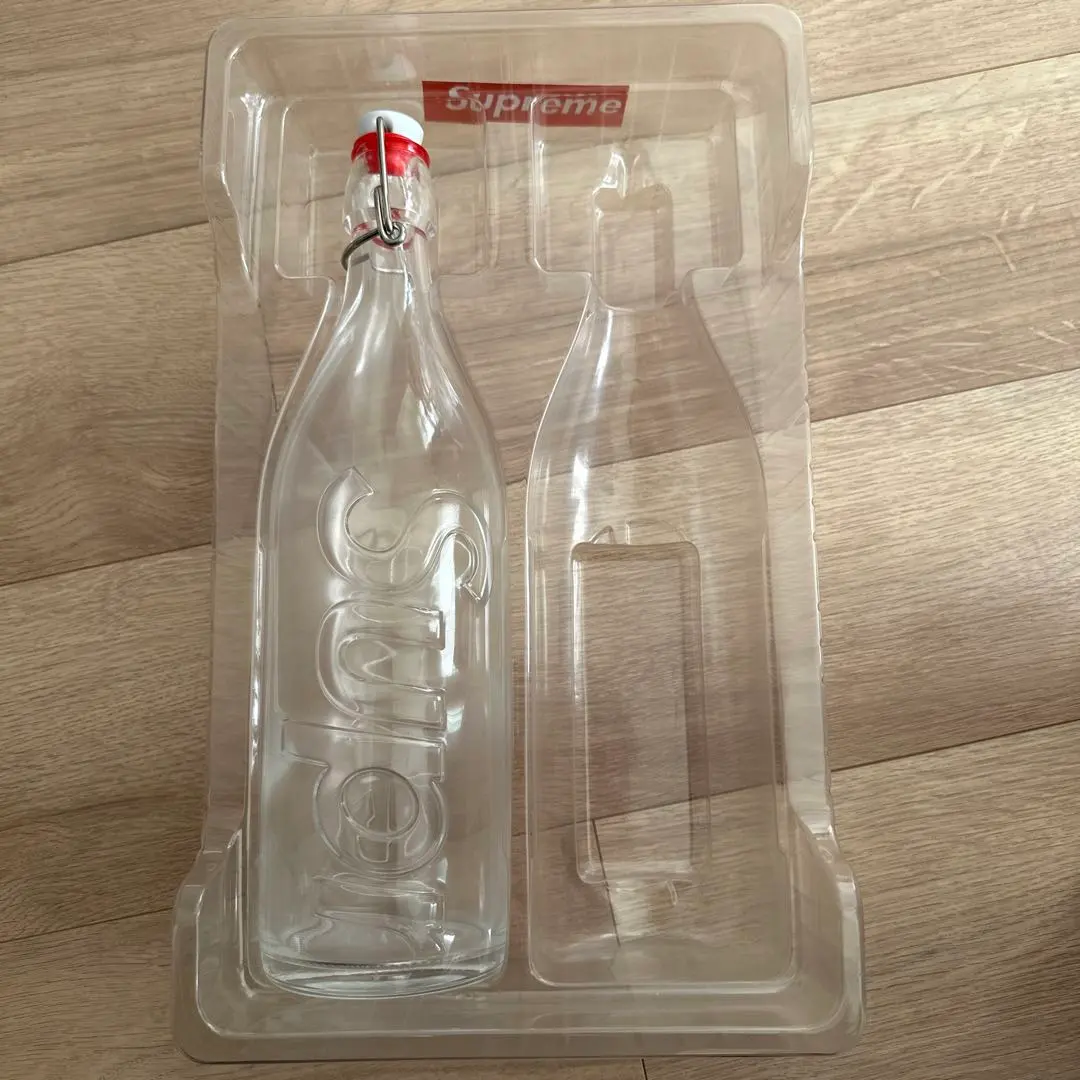 2026年最新】Supreme Swing Top 1.0L Bottleの人気アイテム - メルカリ