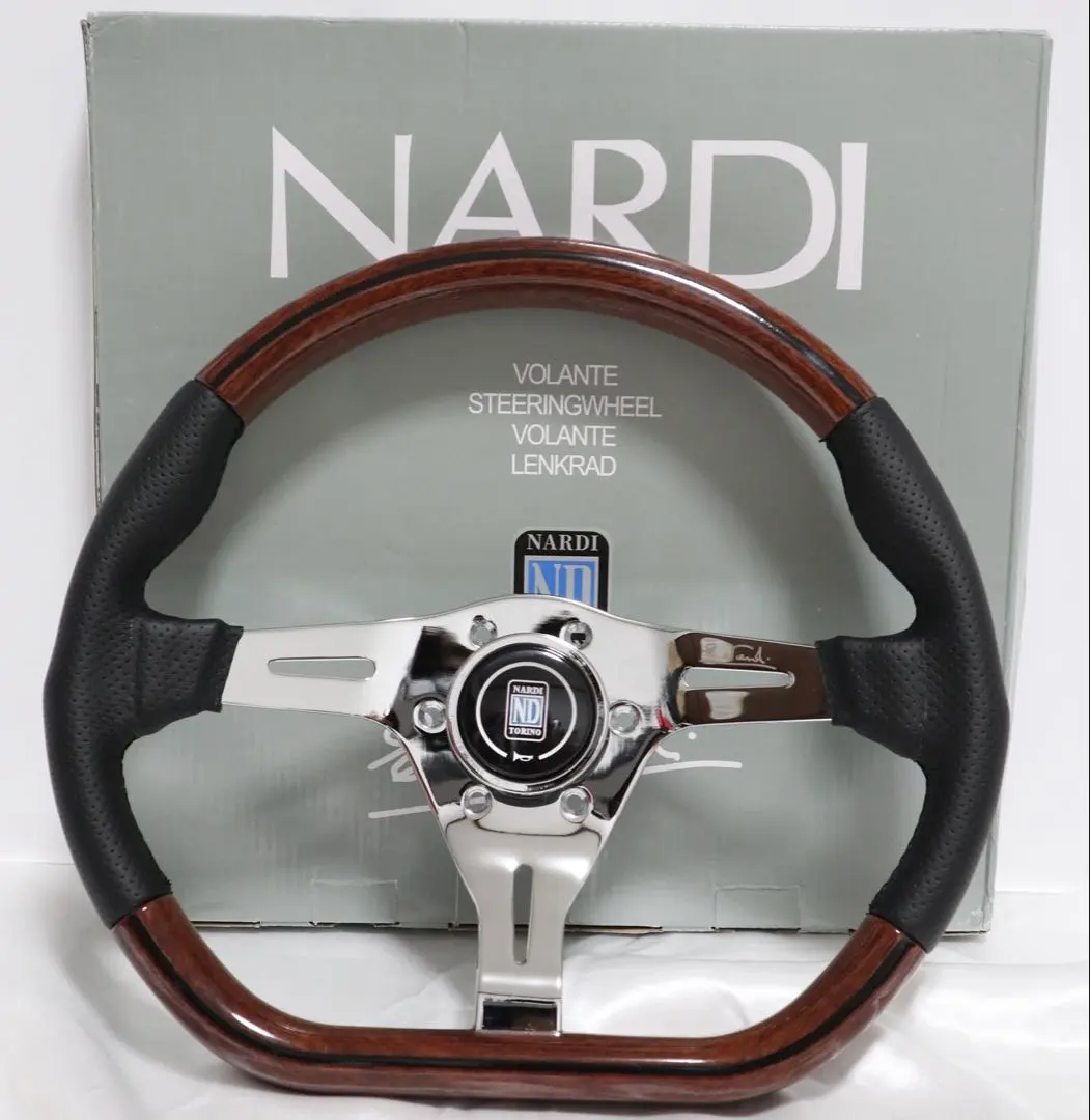 い*か様 希少NARDIカリスタ？FET刻印イタリアD型ホーンボタ