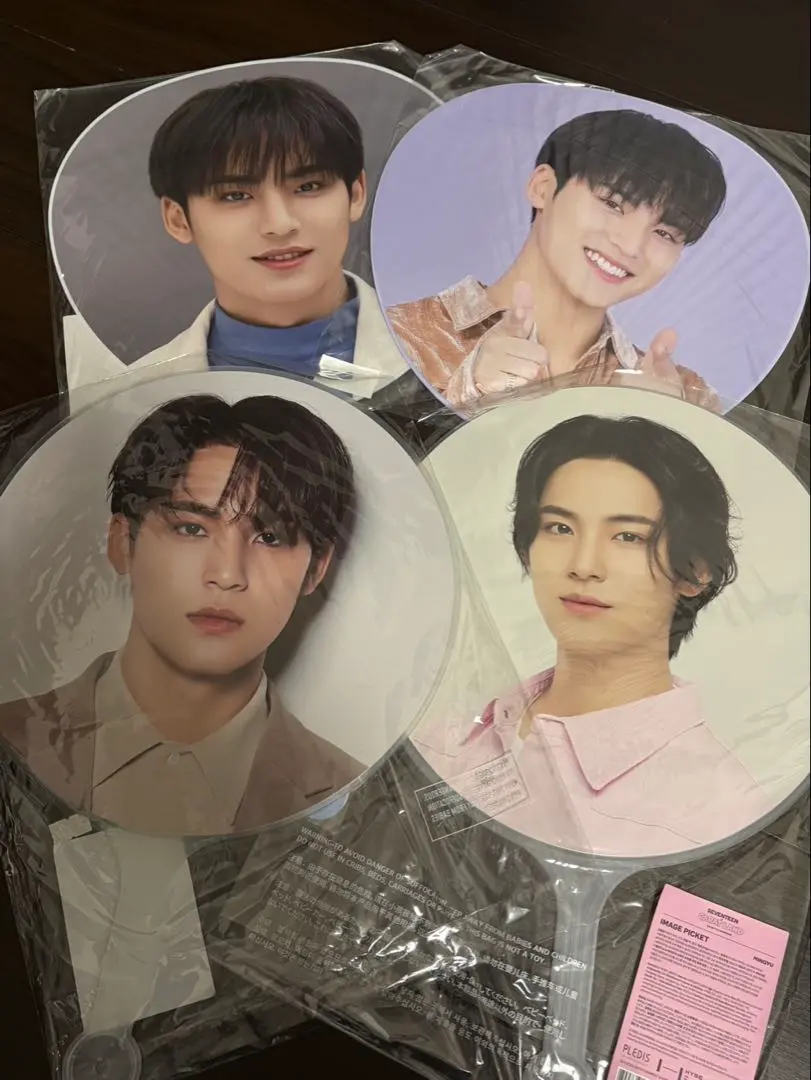 2026年最新】ミンギュ うちわ incompleteの人気アイテム - メルカリ