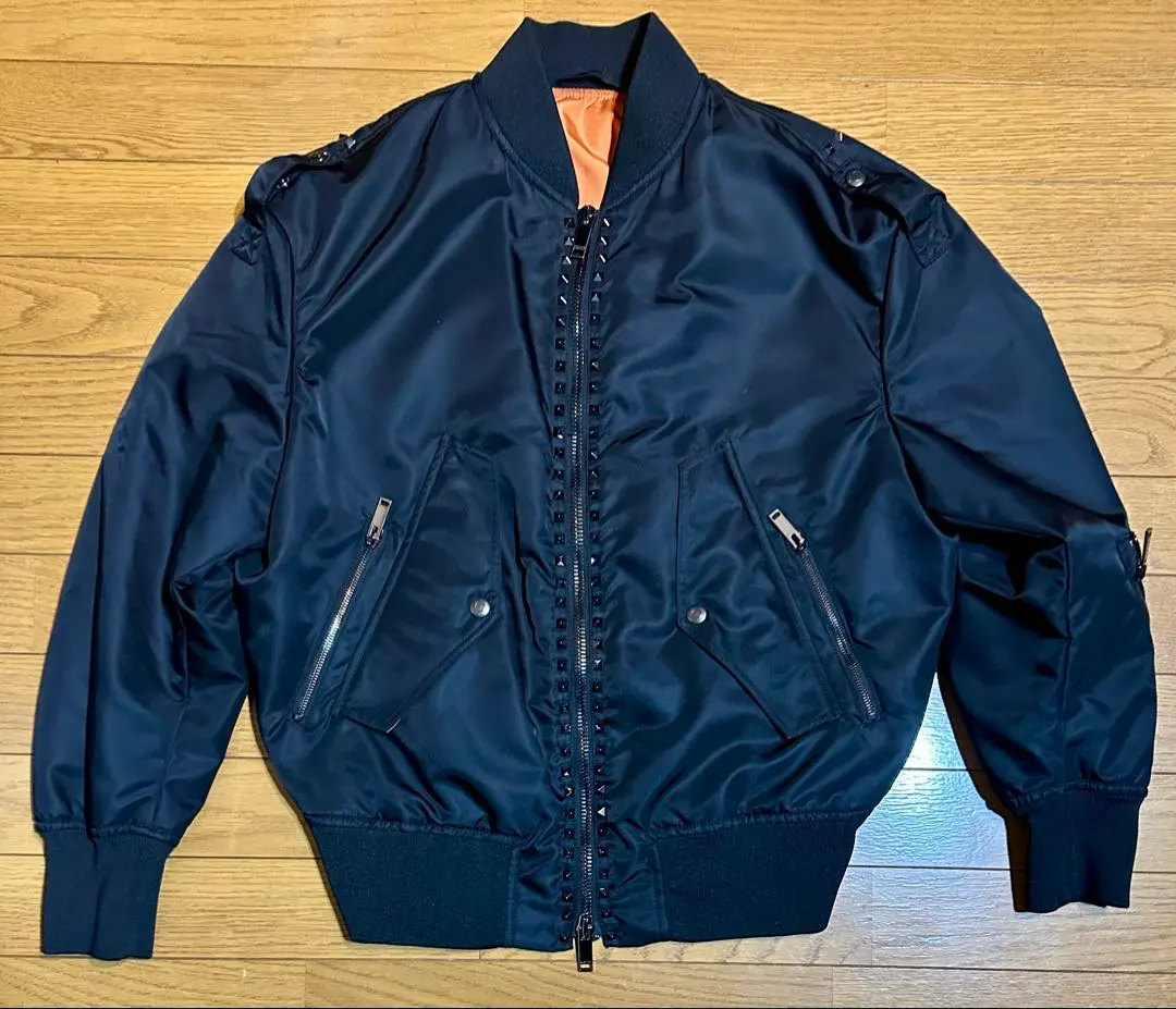 2026年最新】VALENTINO MA-1・フライトジャケットの人気アイテム