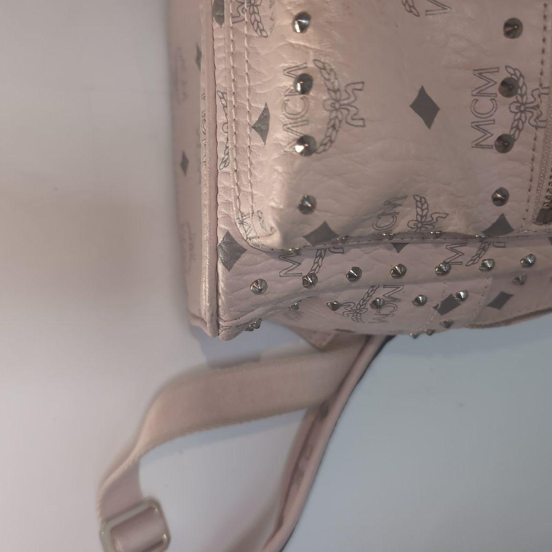 MCM エムシーエム スタッズ 金具ロゴ リュック パウダーピンク