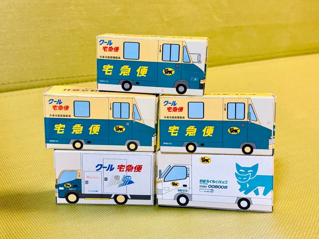 デロリアン & ドクのバン カスタム品 バックトゥザフューチャー 1/64