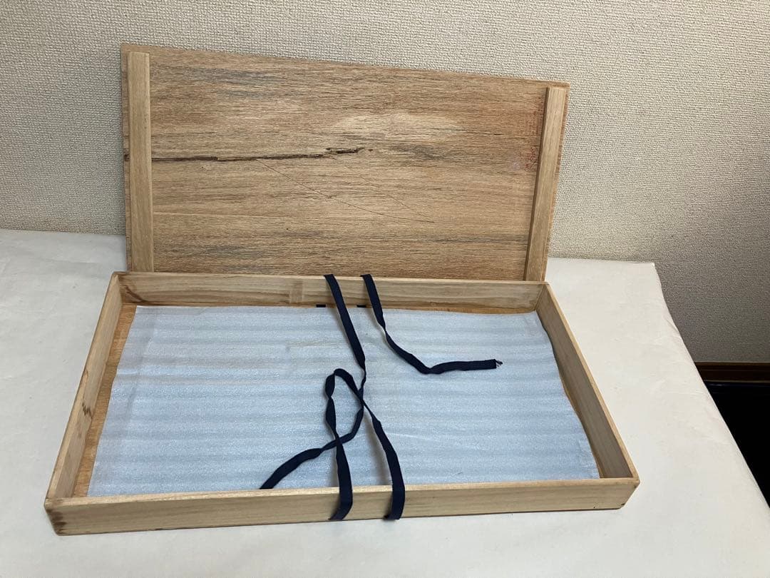 瑠璃切立長方水盤　木箱付き