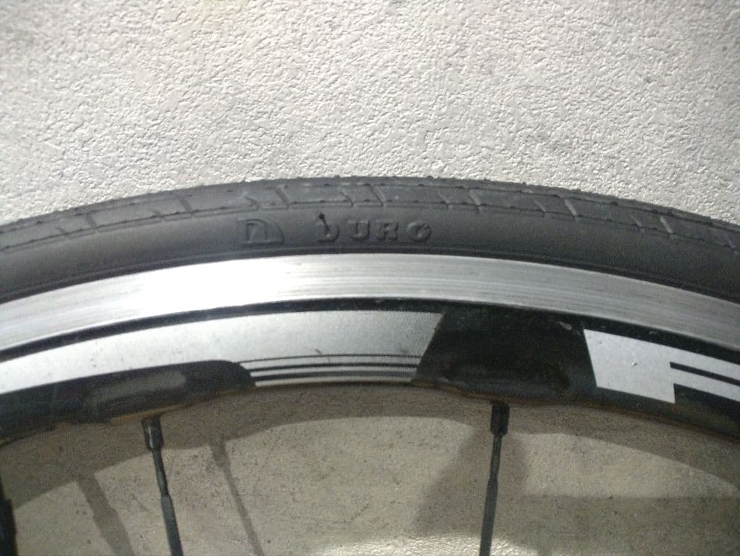 ★SHIMANO RS81 カーボン アルミリム クリンチャーホイール フロント