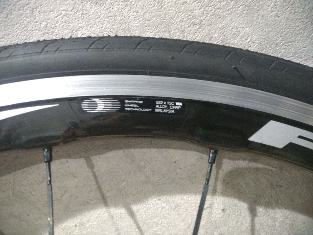 ★SHIMANO RS81 カーボン アルミリム クリンチャーホイール フロント