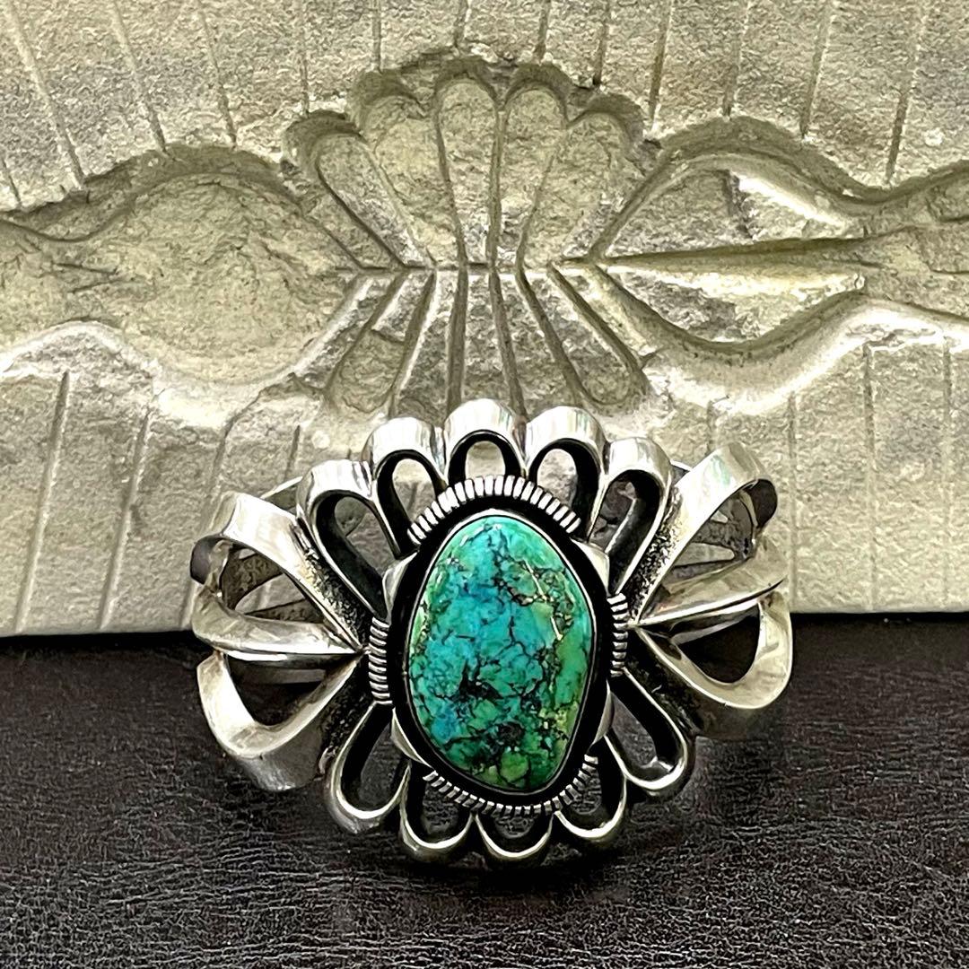 ナバホ族 アーロンアンダーソン ターコイズ SILVERバングル