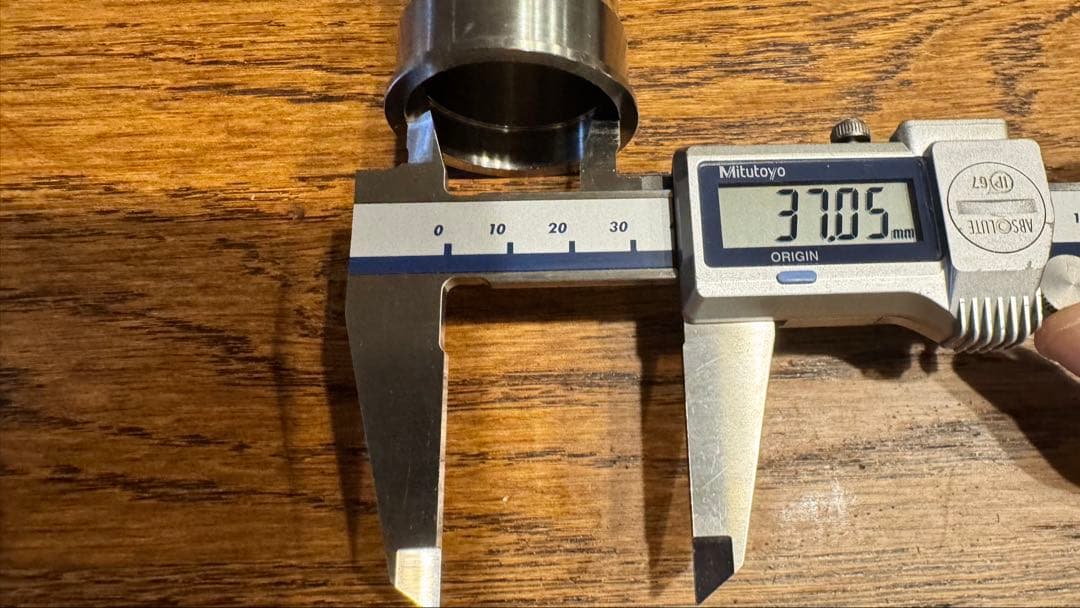 【中古】チタン　ボトムブラケット　BB86