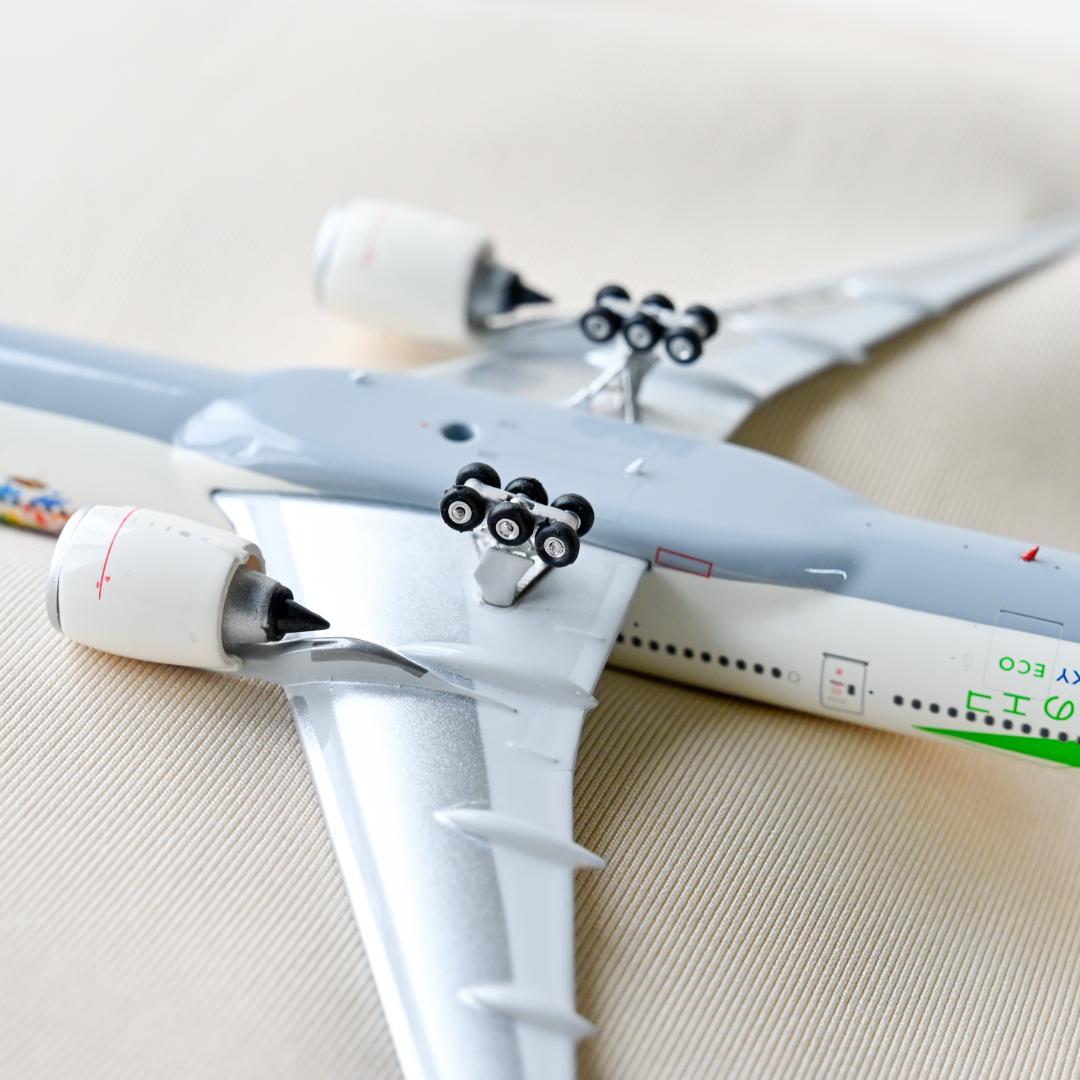 JAL 旧ロゴ B777-300ER「空のエコ」エコジェット 1/400