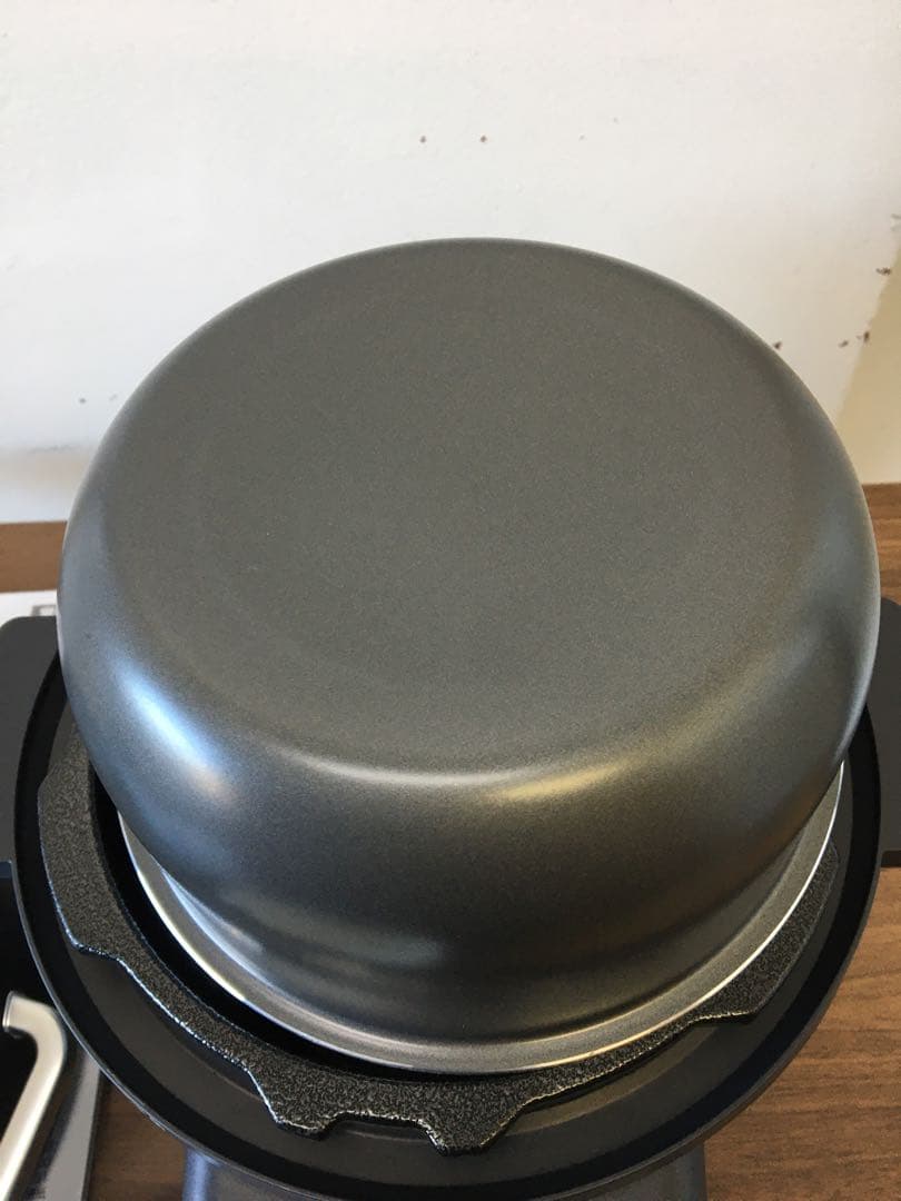 S670 電気圧力なべ　アイリスオーヤマ　未使用品　本日限りのSALEです