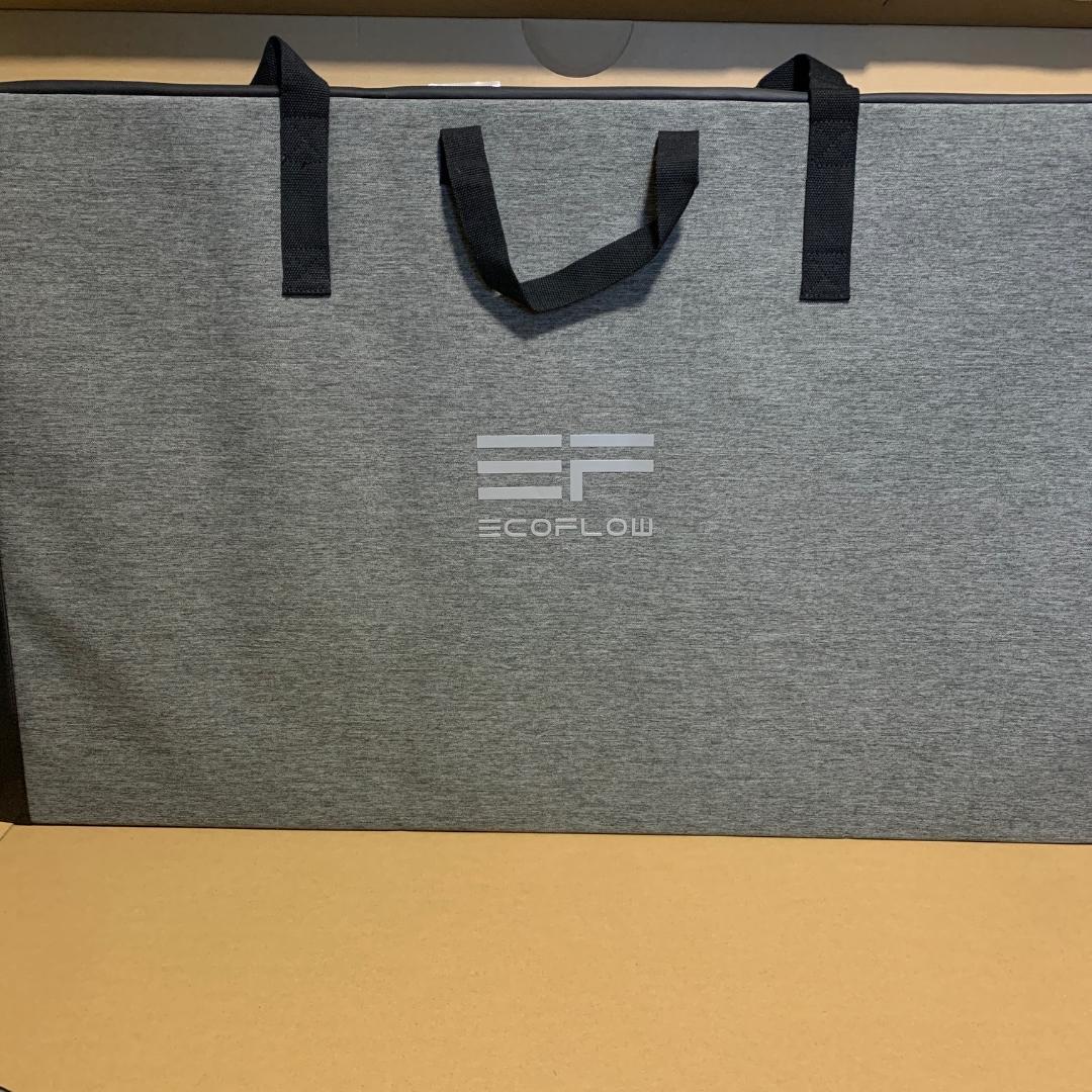 【美品】ECOFLOW 折り畳みソーラーパネル 400W 箱付き