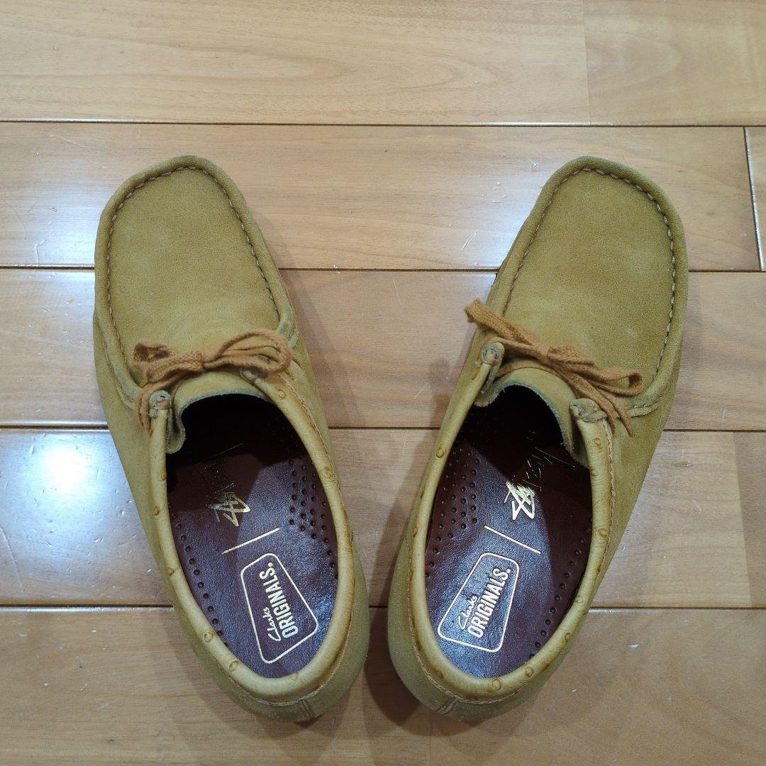 【激レア】35周年 stussy Clarks ワラビー 25.5cm イエロー