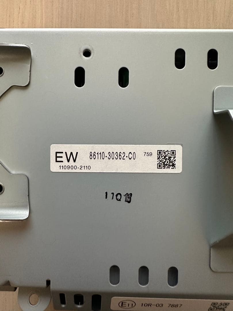 クラウン AWS210 エアコンスイッチパネル 86110-30362-C0