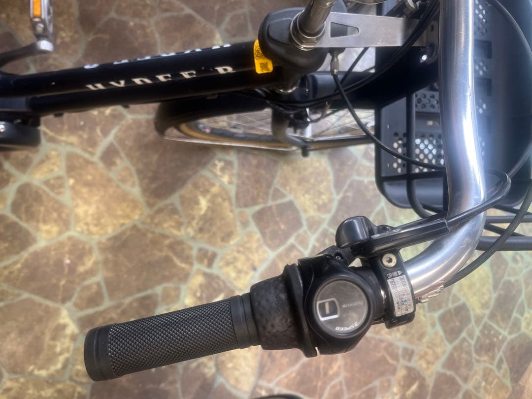 【横浜 引取限定】ブリヂストン HYDEE 前後バスケット付