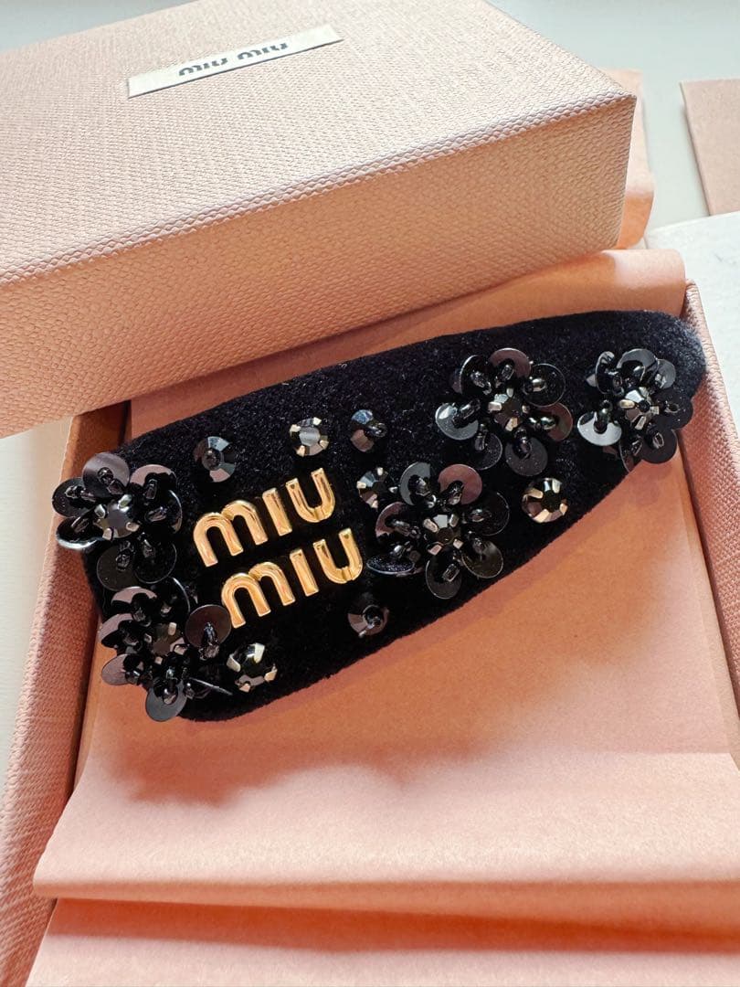 miumiu ミュウミュウ 51F092 ロゴ バレッタ ビジュー ヘアピン miumiu