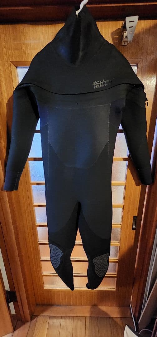 Toolsサーフボードフィン 中型 グレー