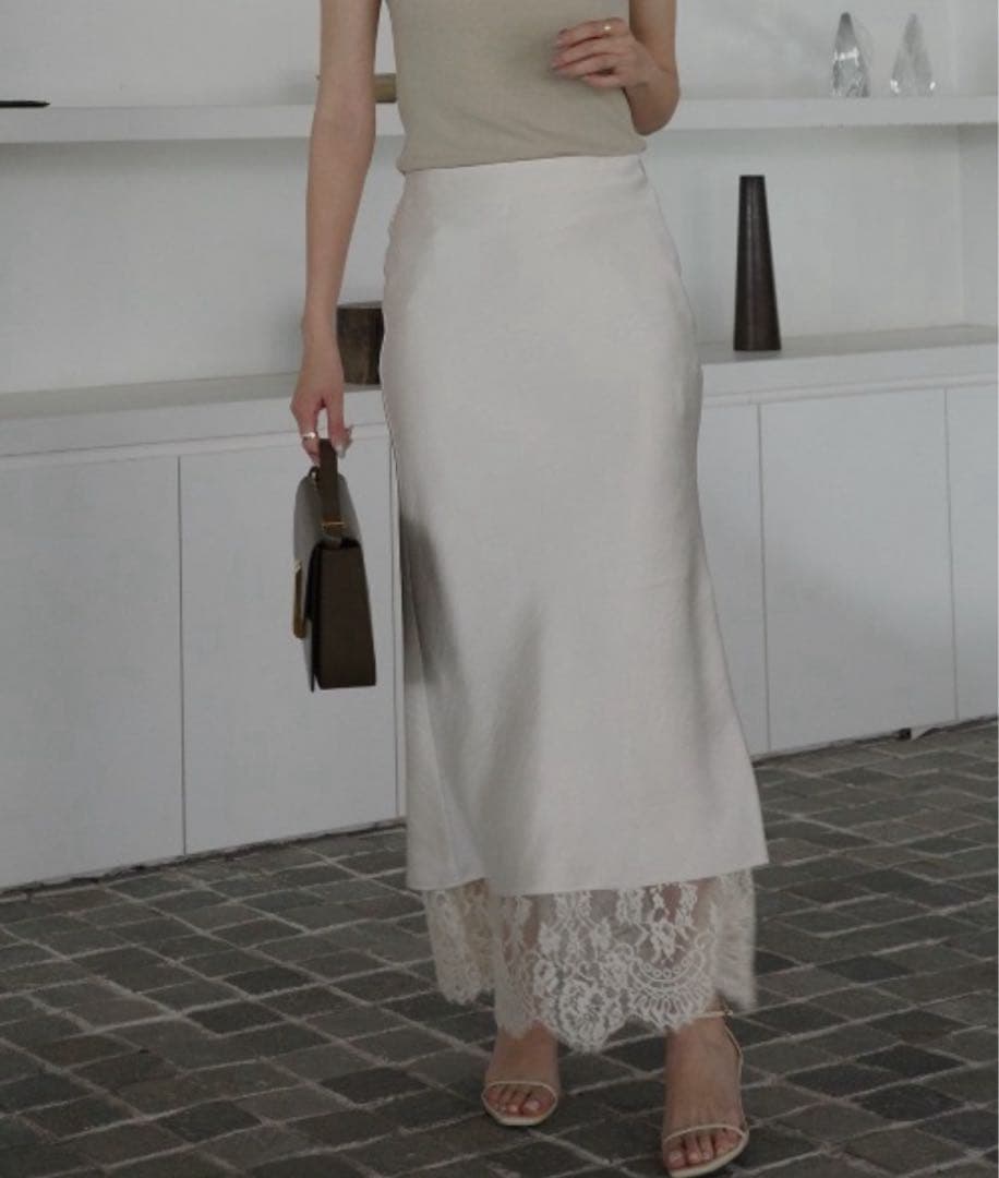 anuans レースレイヤードサテンナロースカート