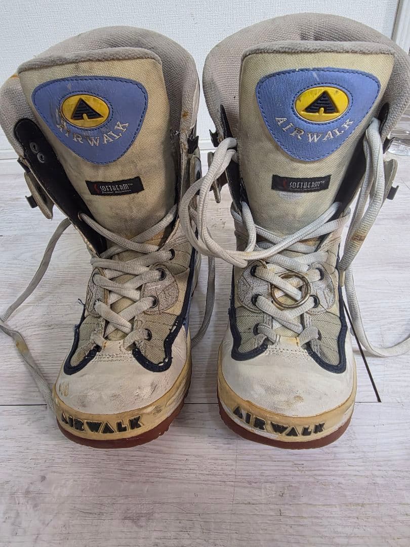 GNU NOW スノーボード 板148cm　ブーツ ビンディング　ケース　セット