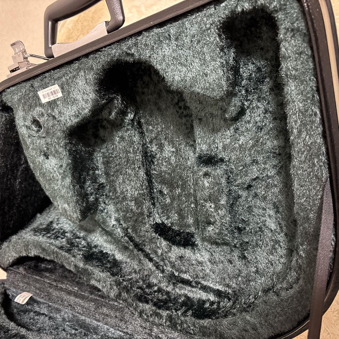 フレンチホルンケース 黒 円形 ハードケース　YAMAHA