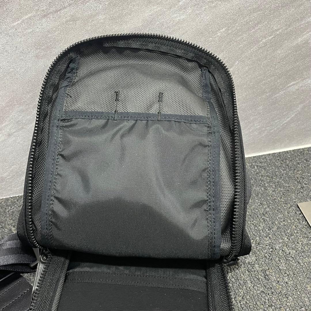 美品✨ポーター 吉田カバン ヒート ボディバック クロスボディ 黒
