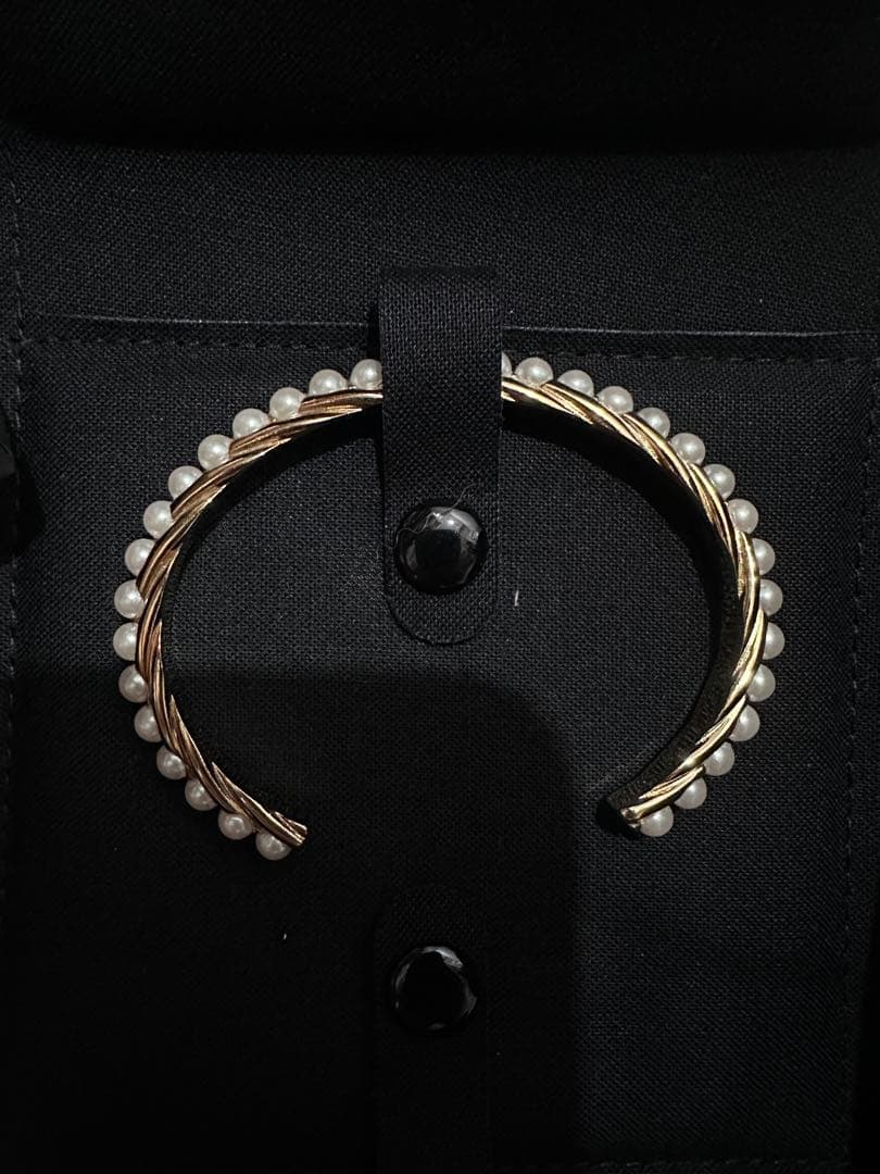 chanel シャネル パールとゴールドのエレガントバングル　新品未使用正規品