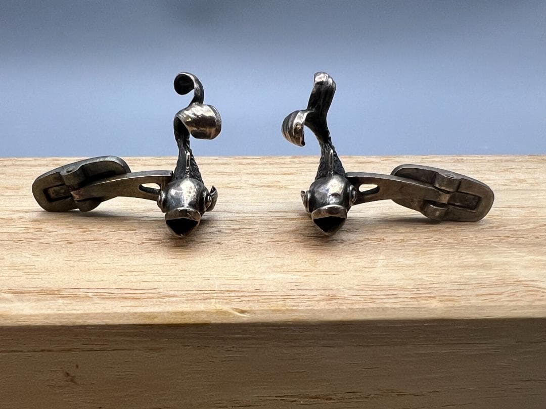 【海】超レア　純銀製　小倉正雄作　鯉形　一対　カフスボタン　彫金　共箱付