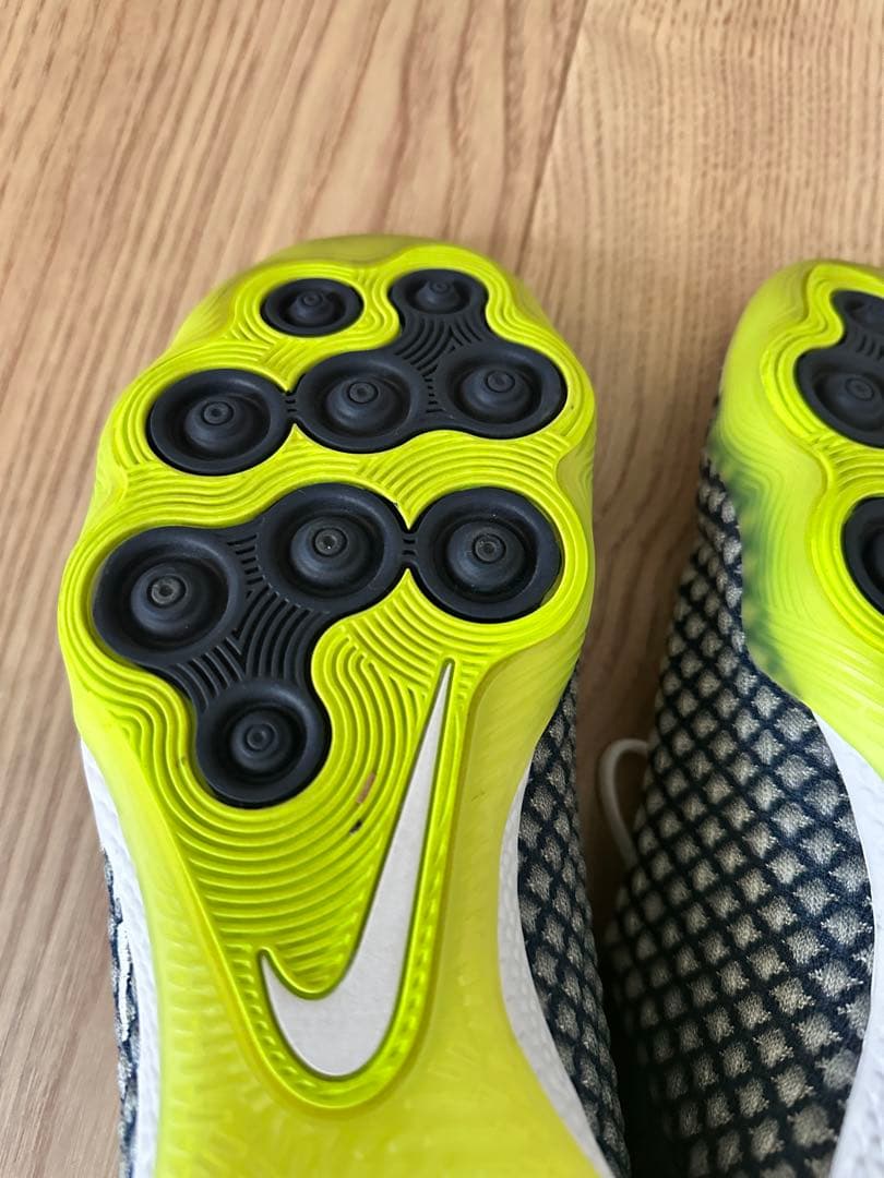 NIKE React Gato サッカーショップKAMO 限定販売