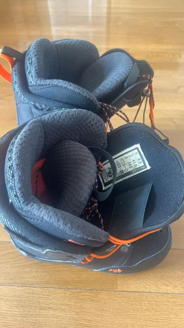 スノーボードブーツ ブラック/オレンジ 未使用品