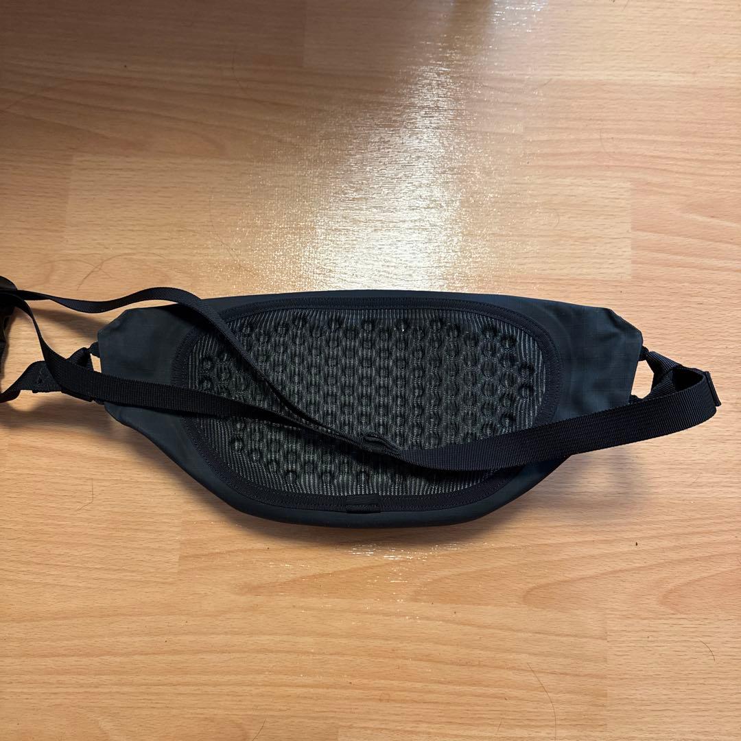 アークテリクスショルダーバッグ