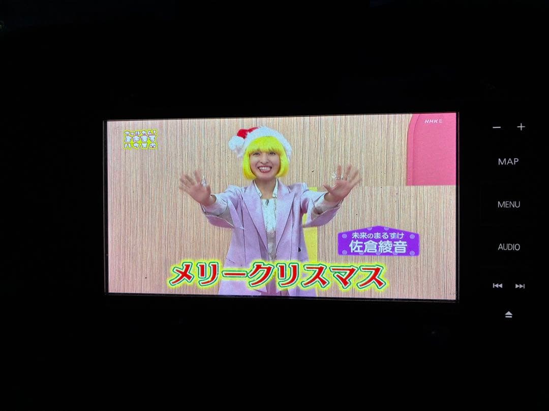 Panasonic CN-HE02WD ストラーダ　ナビ　地図２２年　トヨタ