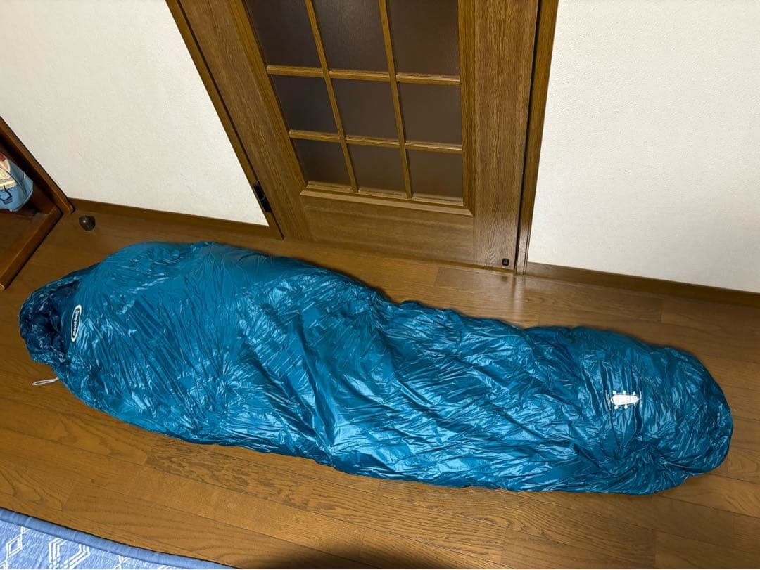 mont-bell Seamless Down Hugger 800 寝袋